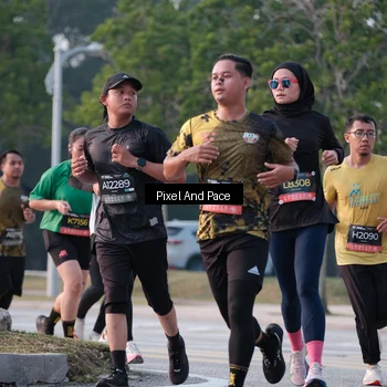 Runner Photo 6766864