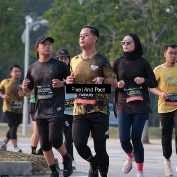 Runner Photo 6766865