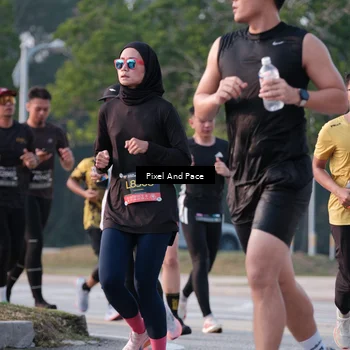 Runner Photo 6766869