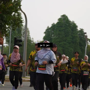 Runner Photo 6766870