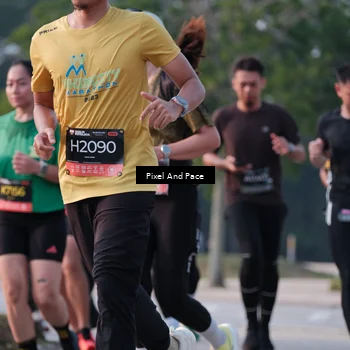 Runner Photo 6766874