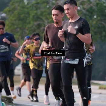 Runner Photo 6766878