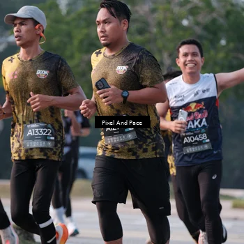 Runner Photo 6766883