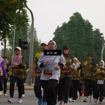Runner Photo 6766884