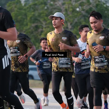 Runner Photo 6766890