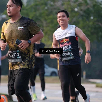 Runner Photo 6766894