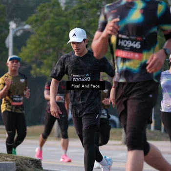 Runner Photo 6766904