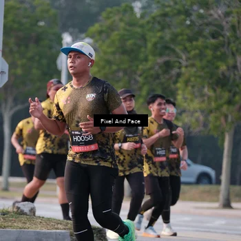 Runner Photo 6766938