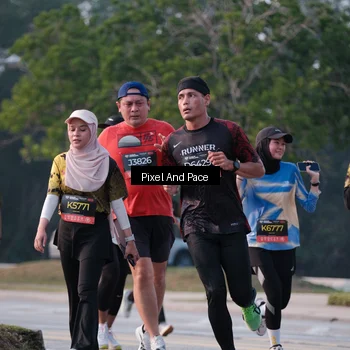 Runner Photo 6767013