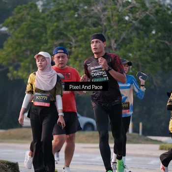 Runner Photo 6767048