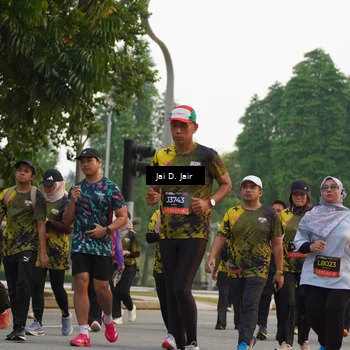 Runner Photo 6767077