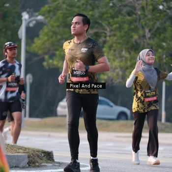 Runner Photo 6767099