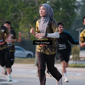 Runner Photo 6767110