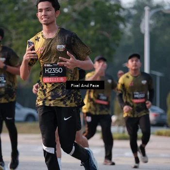 Runner Photo 6767115