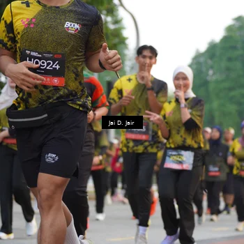 Runner Photo 6767136