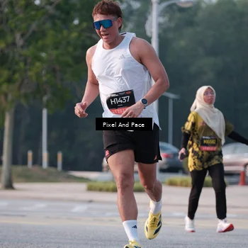 Runner Photo 6767160