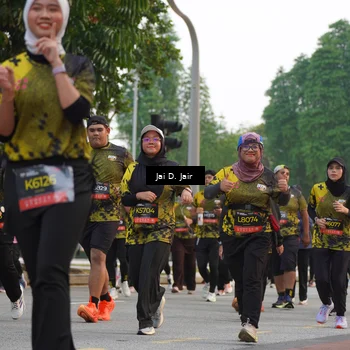 Runner Photo 6767181