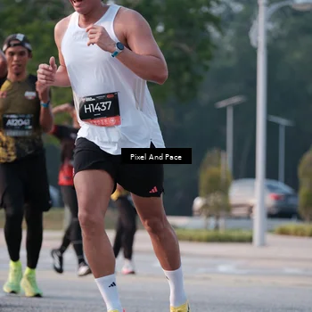 Runner Photo 6767196