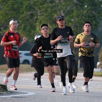 Runner Photo 6767197
