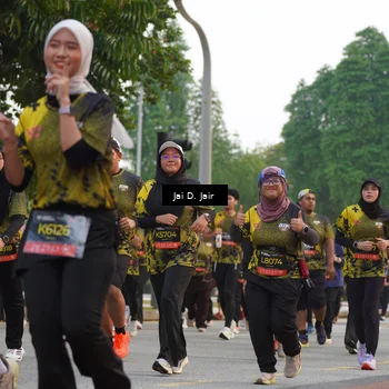 Runner Photo 6767210