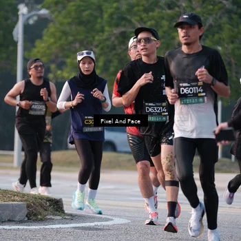 Runner Photo 6767214