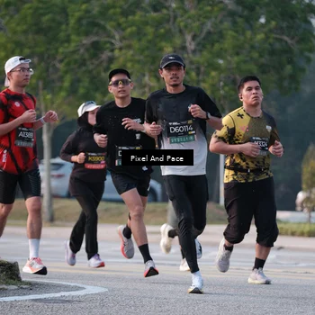 Runner Photo 6767224