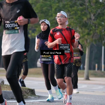 Runner Photo 6767227