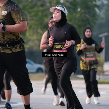 Runner Photo 6767247