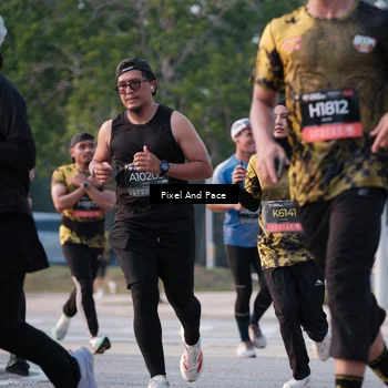 Runner Photo 6767250