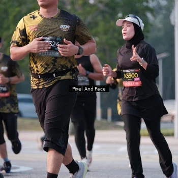Runner Photo 6767271
