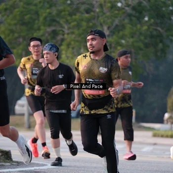 Runner Photo 6767279