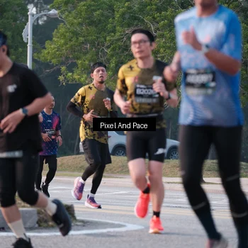 Runner Photo 6767295