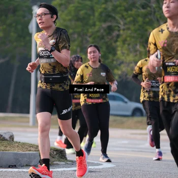 Runner Photo 6767302