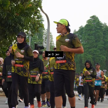 Runner Photo 6767303