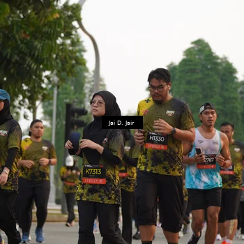 Runner Photo 6767316