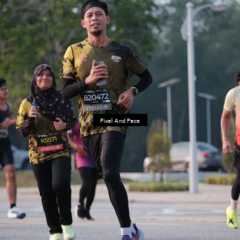 Runner Photo 6767319