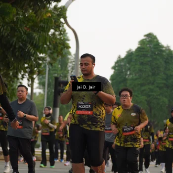 Runner Photo 6767369