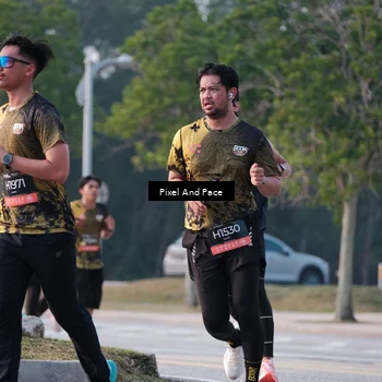 Runner Photo 6767370