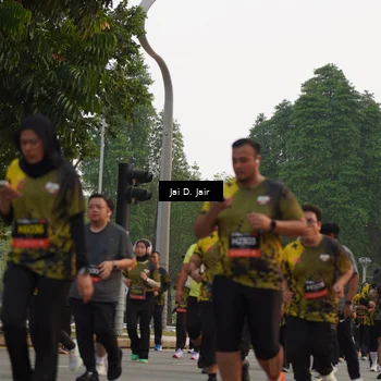Runner Photo 6767372