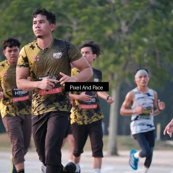 Runner Photo 6767395