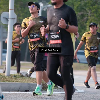 Runner Photo 6767454