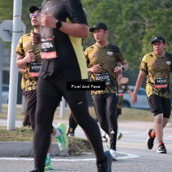 Runner Photo 6767457