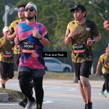 Runner Photo 6767478