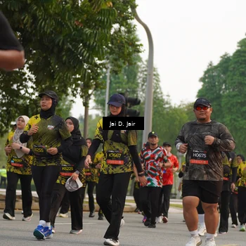 Runner Photo 6767516
