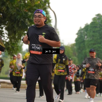 Runner Photo 6767518