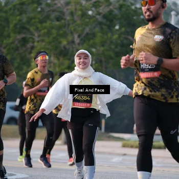 Runner Photo 6767531