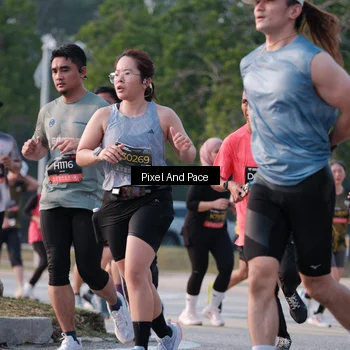 Runner Photo 6767554