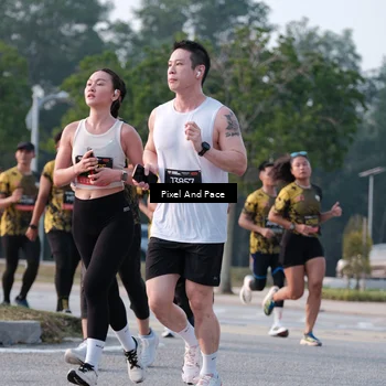 Runner Photo 6767634