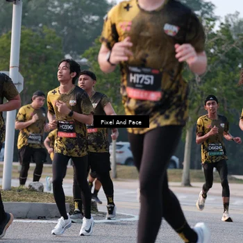 Runner Photo 6767668