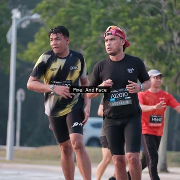 Runner Photo 6767681